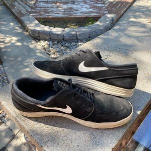 Nike SB Stefan Janoski skate shoes